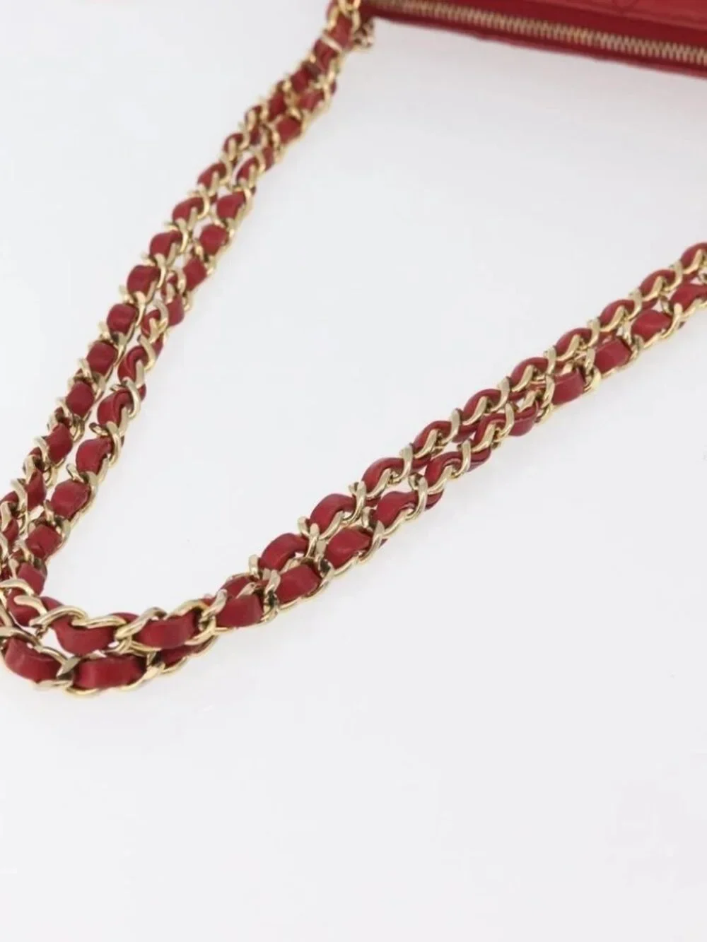 CHANEL Matelasse Chain Shoulder Bag Lamb Skin Red Gold CC Auth 176873